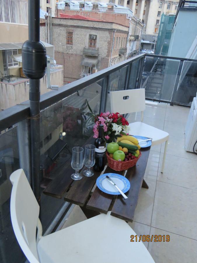 Atlas Hotel Tbilisi ภายนอก รูปภาพ